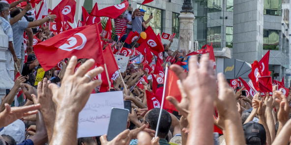 Tunisie: appels du pied pour sortir Kaïs Saïed de son (dangereux) isolement