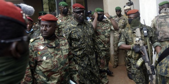 « Alpha Condé demeurera en Guinée » : les putschistes ne lâchent rien