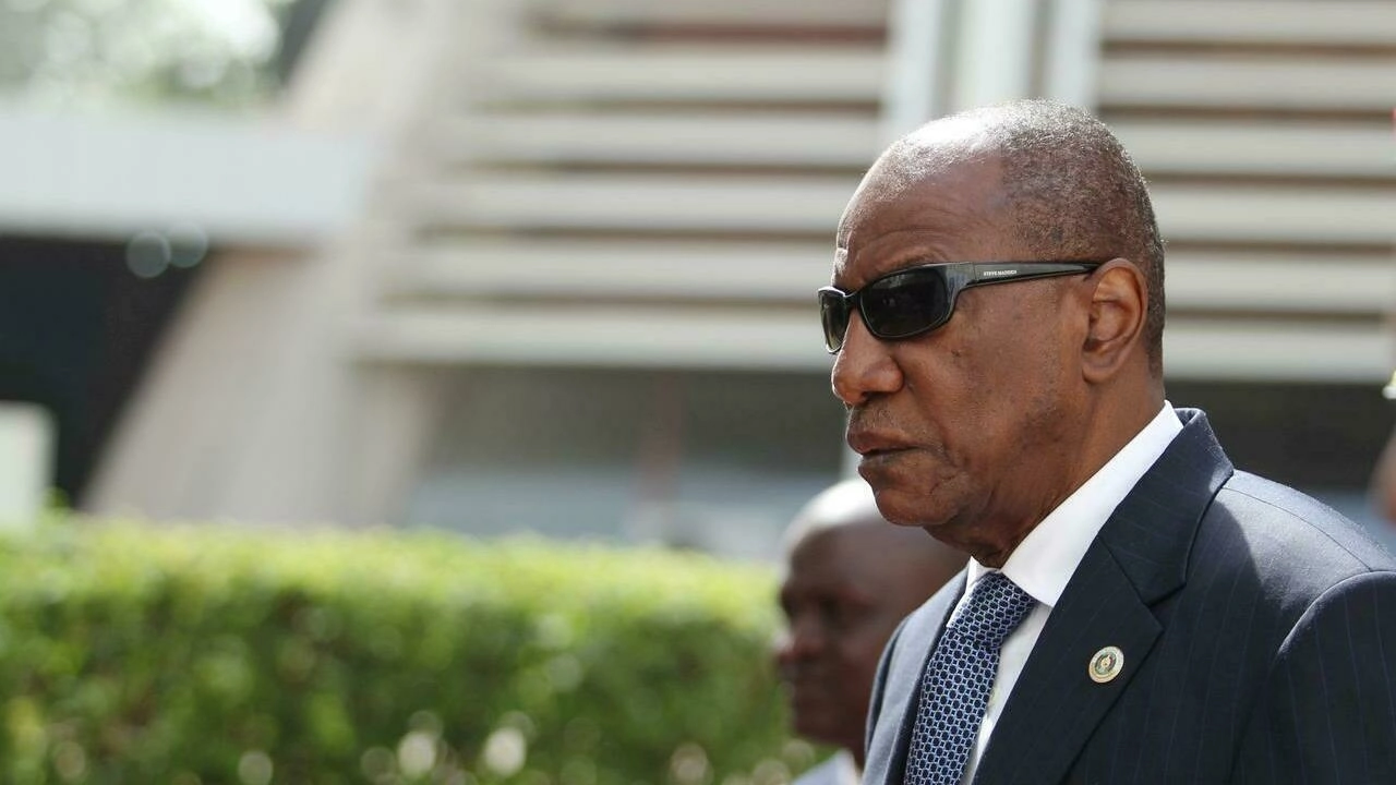 Guinée: Alpha Condé transféré dans la résidence de son épouse