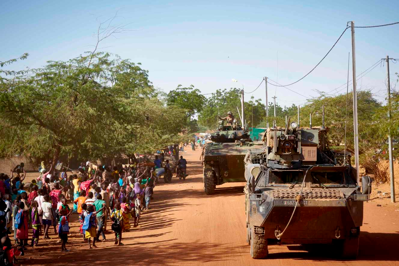 « Barkhane » : quatre soldats français blessés dans une explosion au Burkina Faso