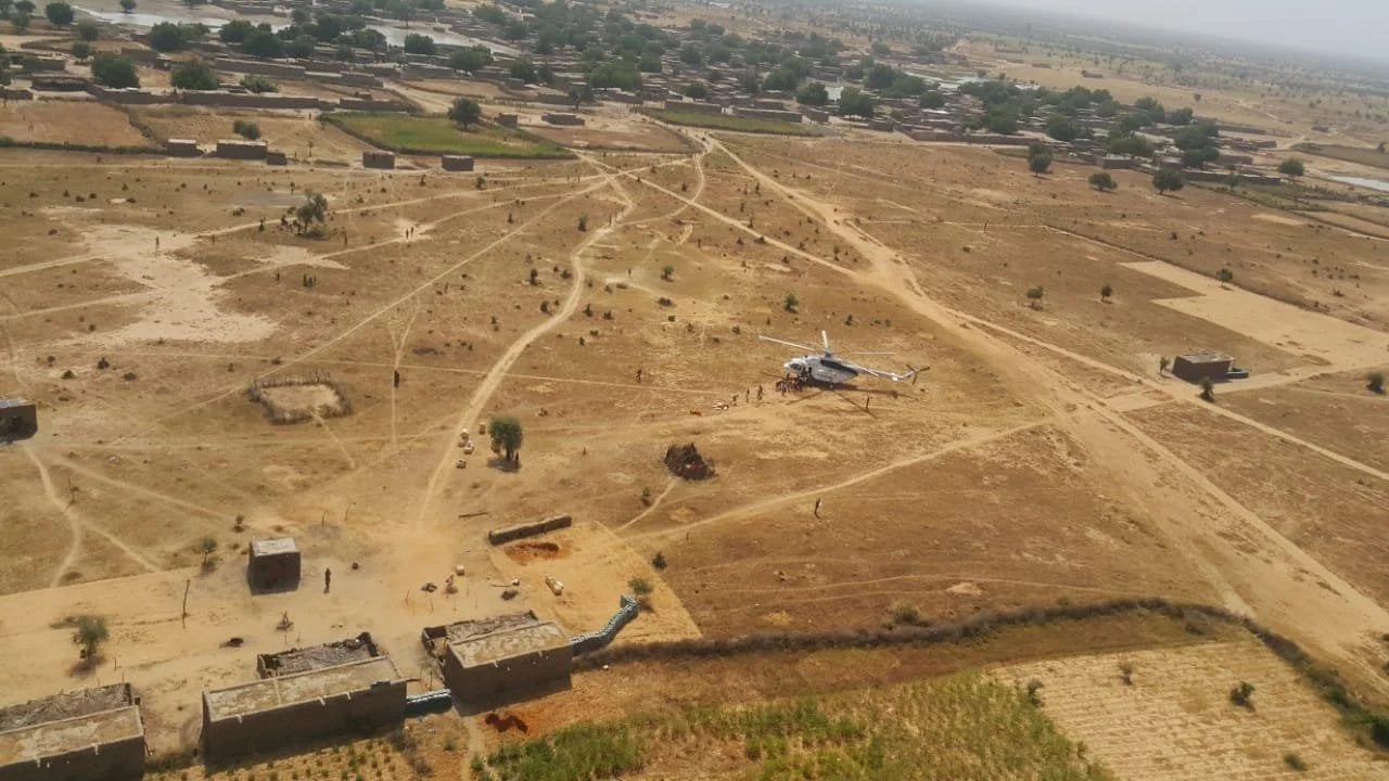 La MINUSMA achemine des vivres à Farabougou dans le centre