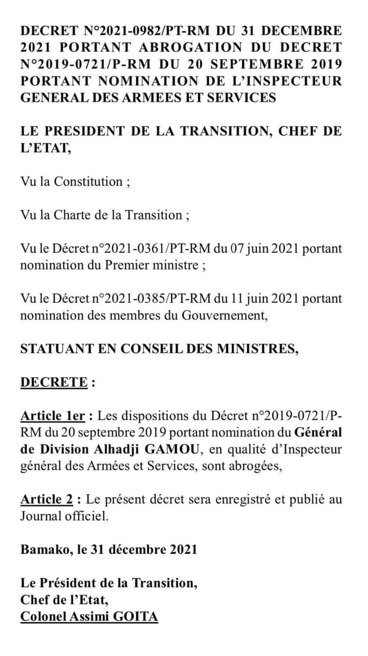 Les dispositions du décret portant nomination du général de division Alhadji Gamou en qualité d’inspecteur général des Armées et services sont abrogées