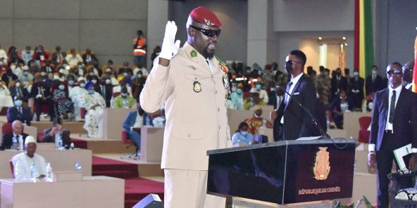 Guinée : les étranges silences de Mamadi Doumbouya, par François Soudan