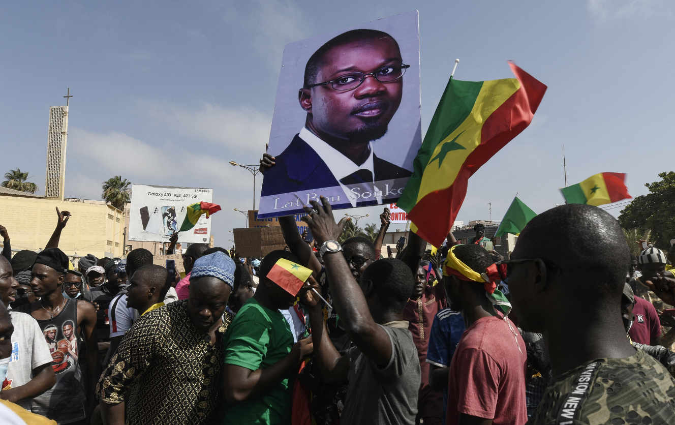 A Dakar, l’opposition menée par Ousmane Sonko dénonce dans la rue le rejet de sa liste pour les législatives de juillet