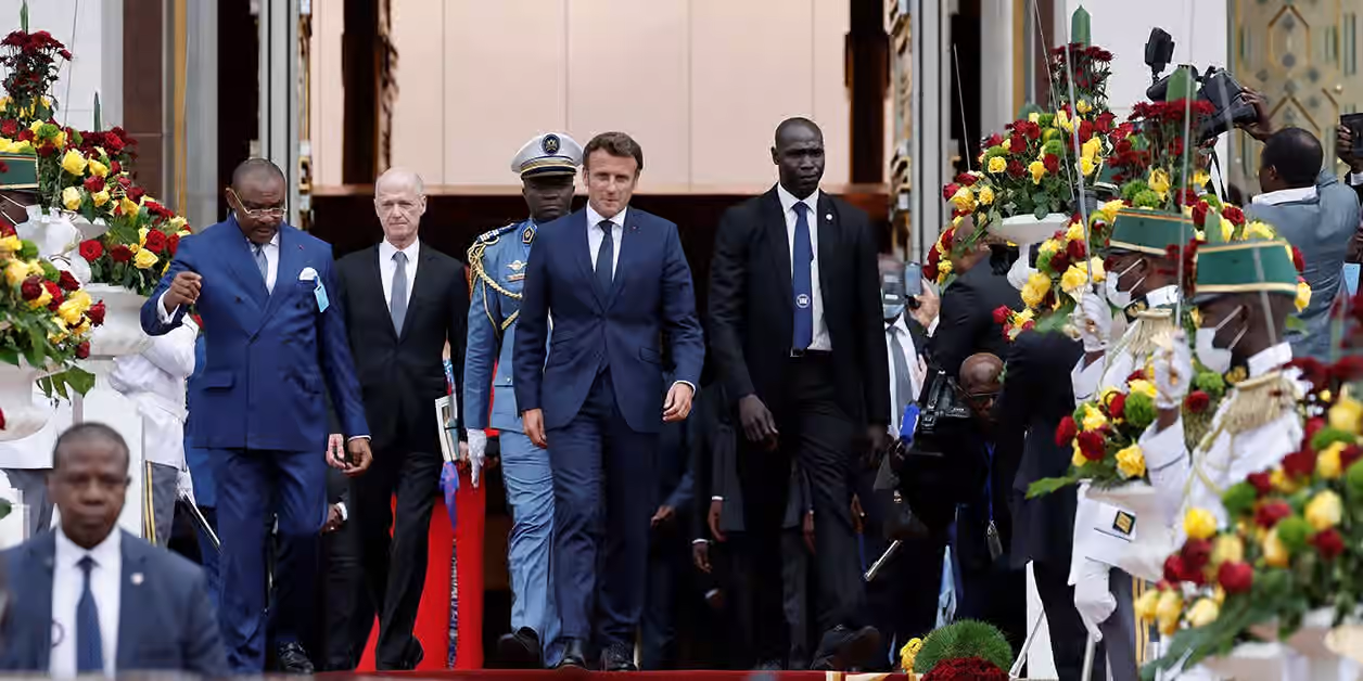 France-Cameroun : pour Emmanuel Macron, faire du neuf avec du vieux ?